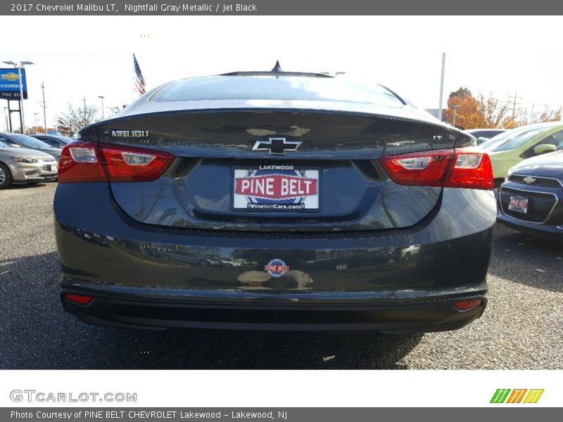 Nightfall Gray Metallic / Jet Black 2017 Chevrolet Malibu LT