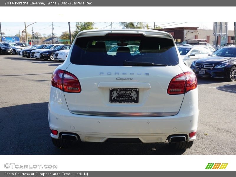 White / Black/Carrera Red 2014 Porsche Cayenne