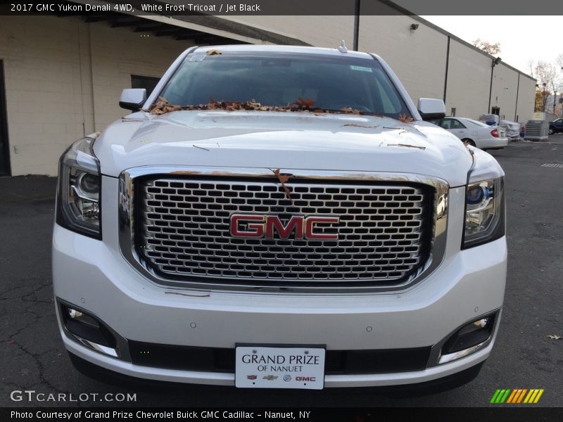 White Frost Tricoat / Jet Black 2017 GMC Yukon Denali 4WD