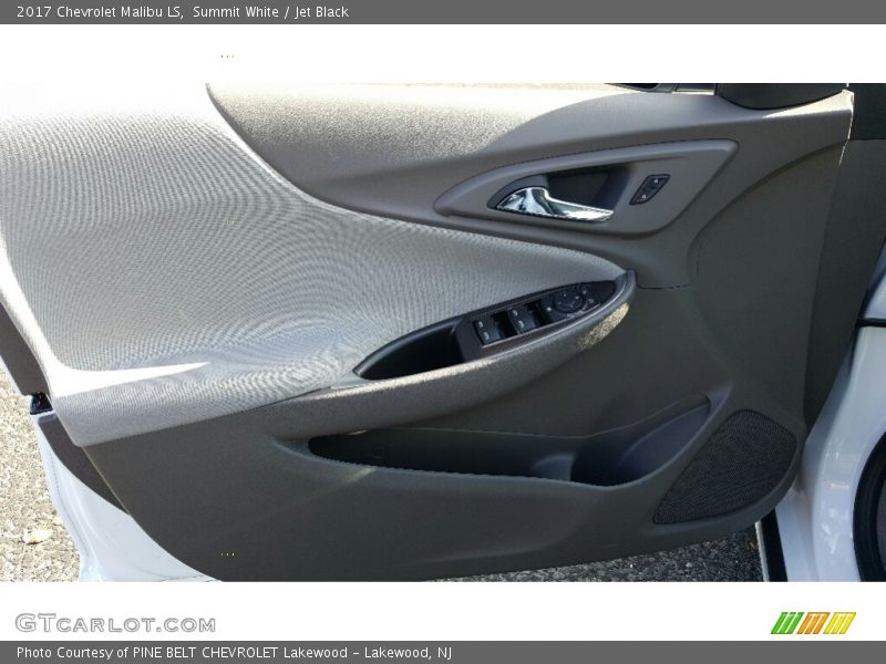 Summit White / Jet Black 2017 Chevrolet Malibu LS