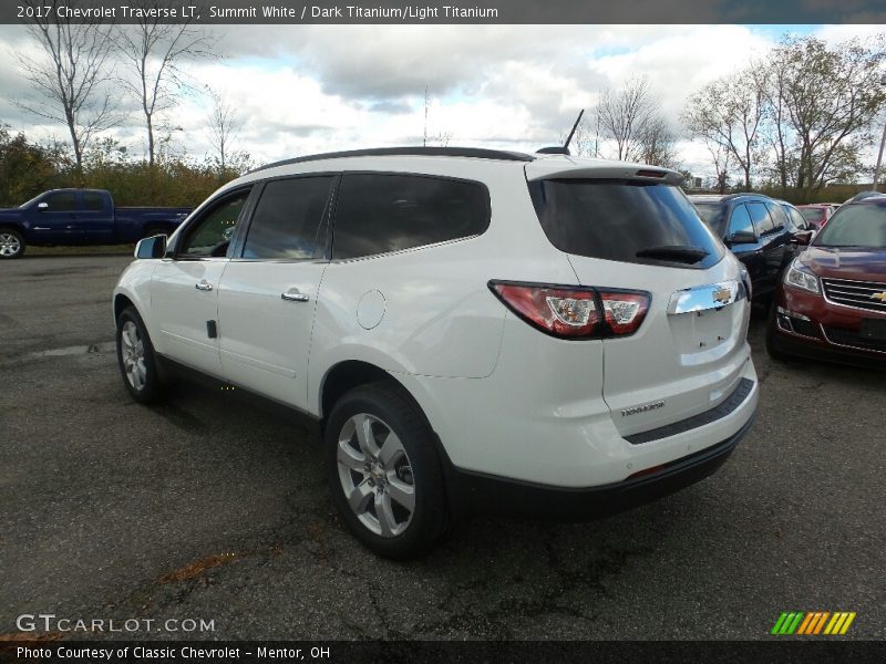 Summit White / Dark Titanium/Light Titanium 2017 Chevrolet Traverse LT