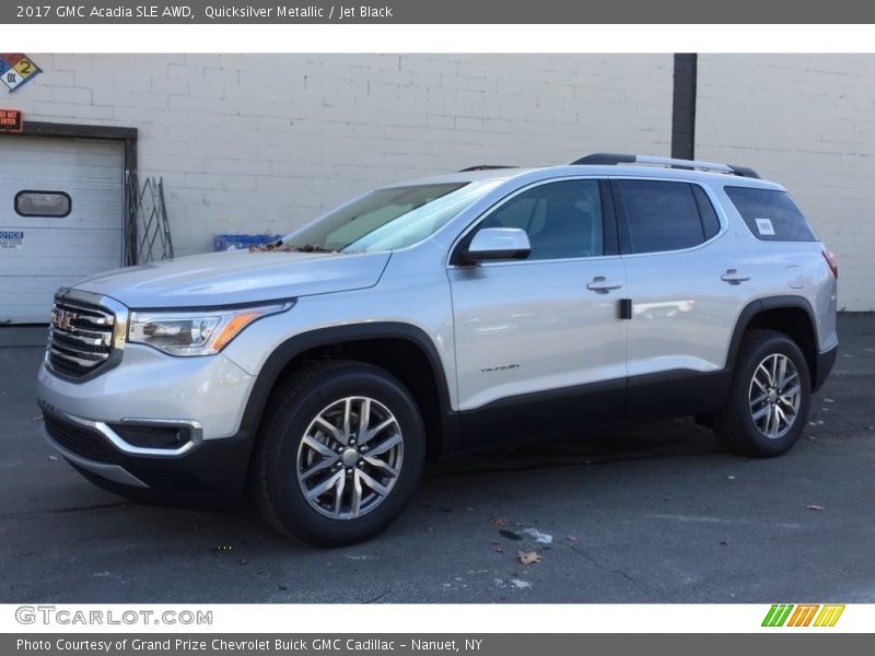 Front 3/4 View of 2017 Acadia SLE AWD