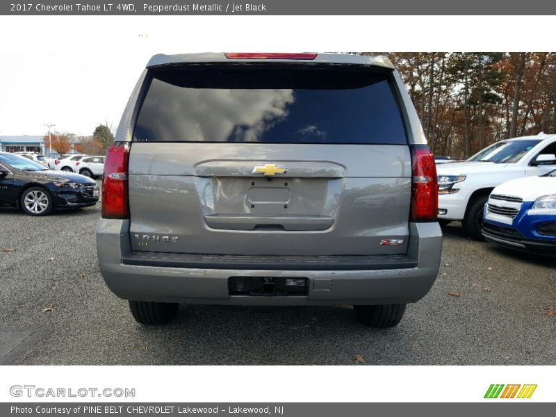 Pepperdust Metallic / Jet Black 2017 Chevrolet Tahoe LT 4WD