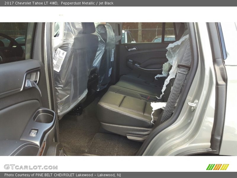 Pepperdust Metallic / Jet Black 2017 Chevrolet Tahoe LT 4WD