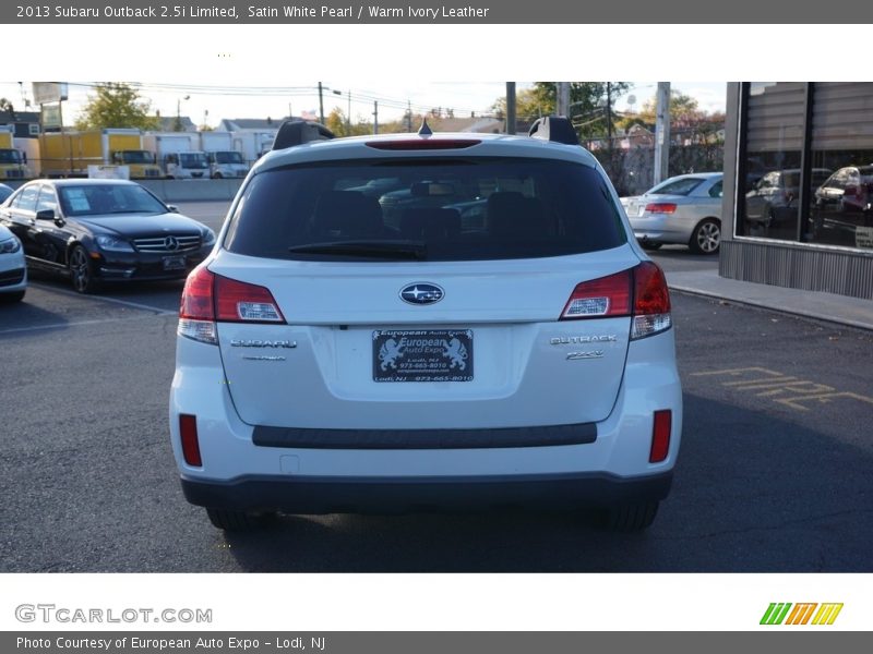 Satin White Pearl / Warm Ivory Leather 2013 Subaru Outback 2.5i Limited