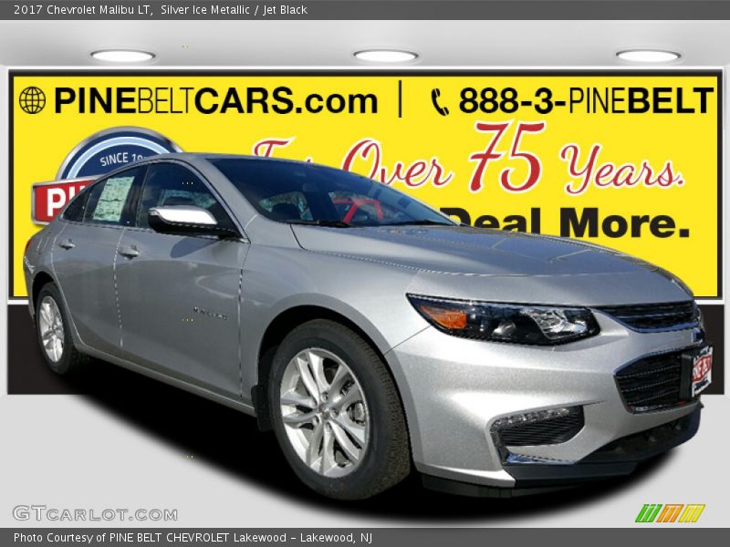 Silver Ice Metallic / Jet Black 2017 Chevrolet Malibu LT