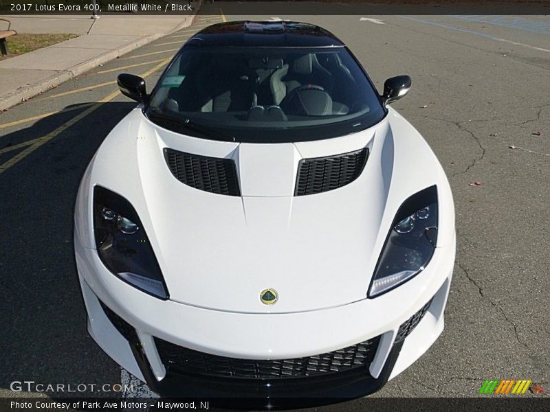  2017 Evora 400 Metallic White
