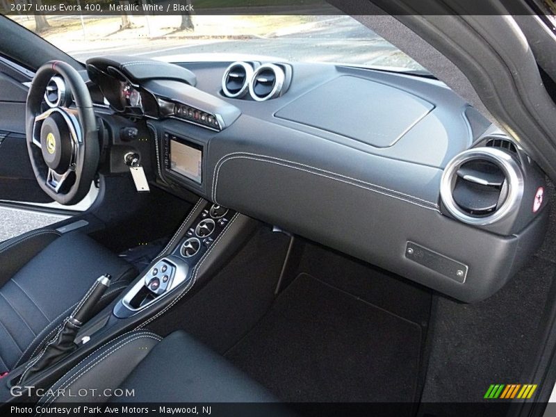 Dashboard of 2017 Evora 400