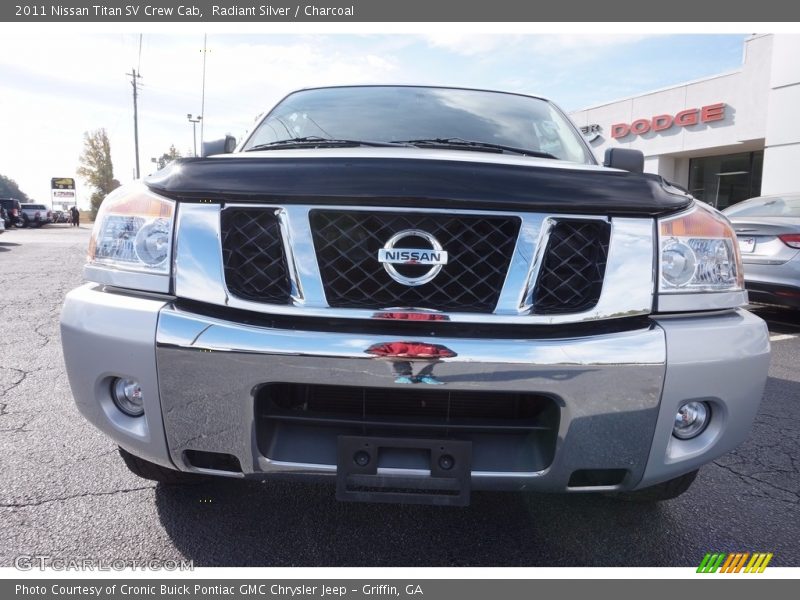 Radiant Silver / Charcoal 2011 Nissan Titan SV Crew Cab