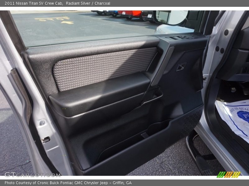 Radiant Silver / Charcoal 2011 Nissan Titan SV Crew Cab