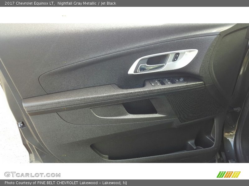 Nightfall Gray Metallic / Jet Black 2017 Chevrolet Equinox LT