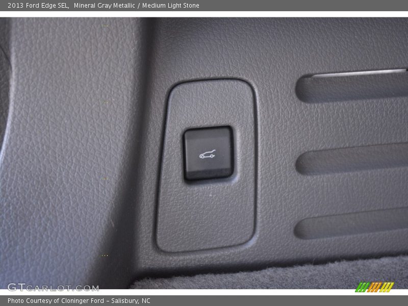 Mineral Gray Metallic / Medium Light Stone 2013 Ford Edge SEL