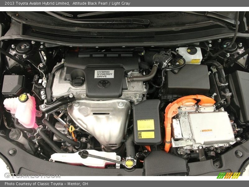 Attitude Black Pearl / Light Gray 2013 Toyota Avalon Hybrid Limited