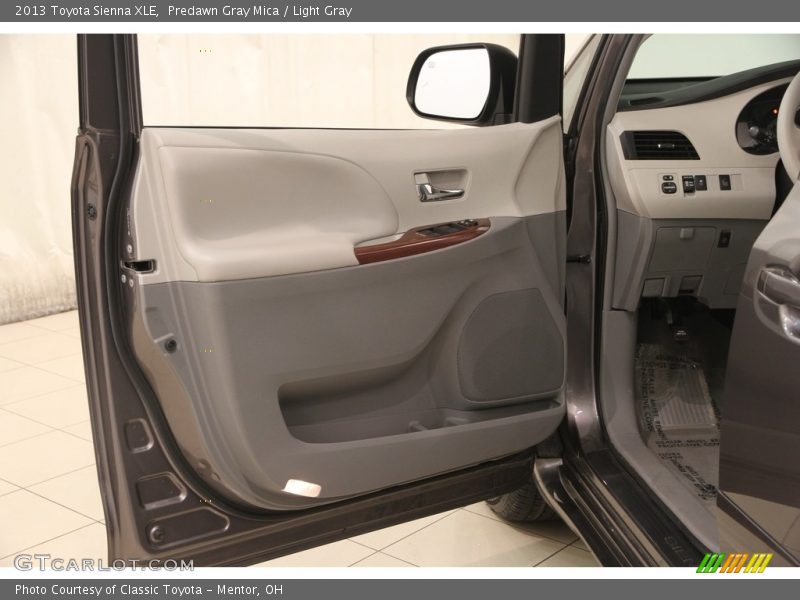 Predawn Gray Mica / Light Gray 2013 Toyota Sienna XLE
