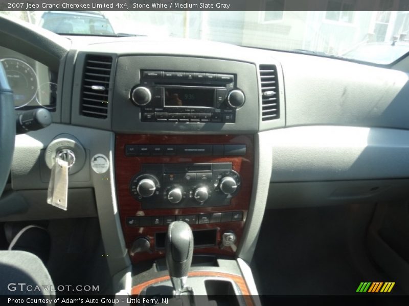 Stone White / Medium Slate Gray 2007 Jeep Grand Cherokee Limited 4x4