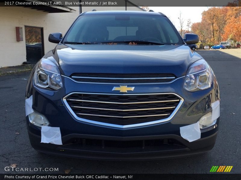Blue Velvet Metallic / Jet Black 2017 Chevrolet Equinox LT AWD