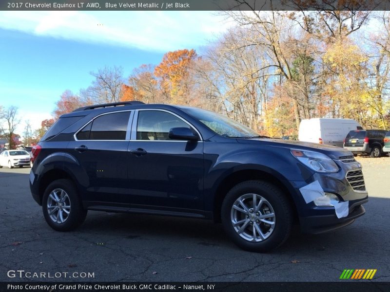 Blue Velvet Metallic / Jet Black 2017 Chevrolet Equinox LT AWD
