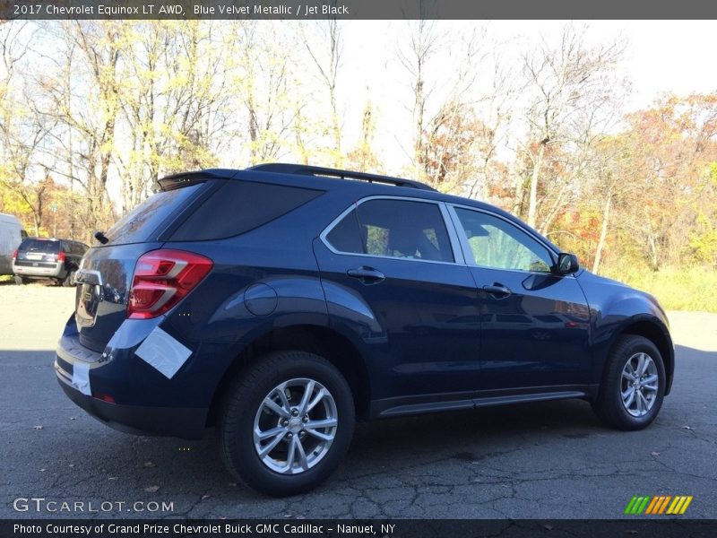 Blue Velvet Metallic / Jet Black 2017 Chevrolet Equinox LT AWD