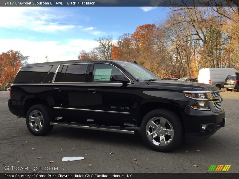 Black / Jet Black 2017 Chevrolet Suburban LT 4WD