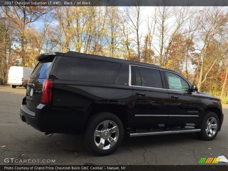 Black / Jet Black 2017 Chevrolet Suburban LT 4WD