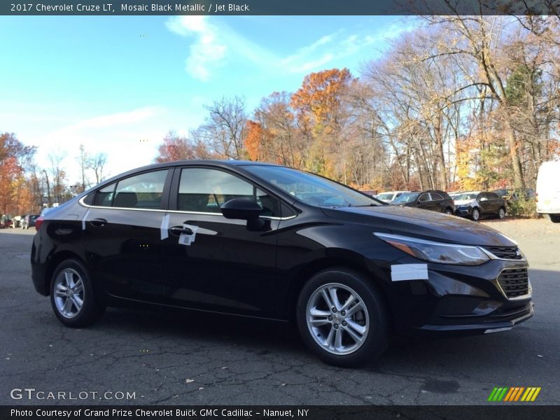 Mosaic Black Metallic / Jet Black 2017 Chevrolet Cruze LT