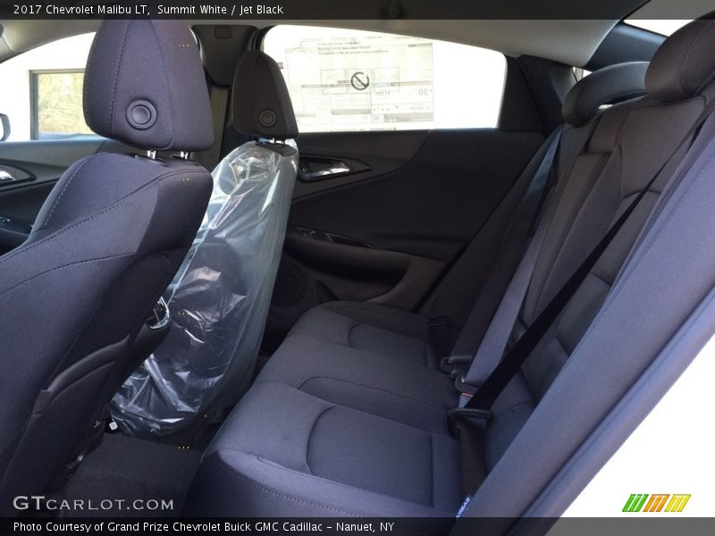 Summit White / Jet Black 2017 Chevrolet Malibu LT