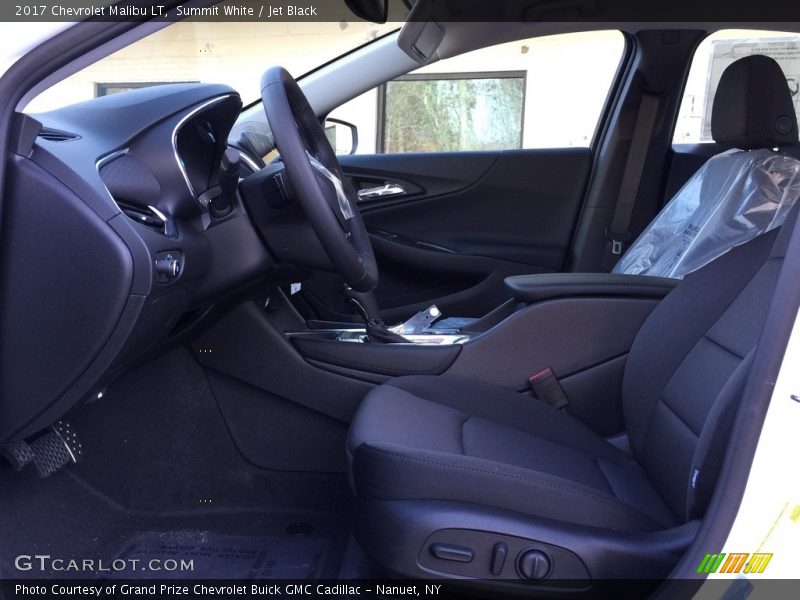Summit White / Jet Black 2017 Chevrolet Malibu LT