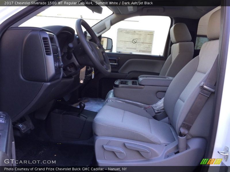Summit White / Dark Ash/Jet Black 2017 Chevrolet Silverado 1500 WT Regular Cab 4x4
