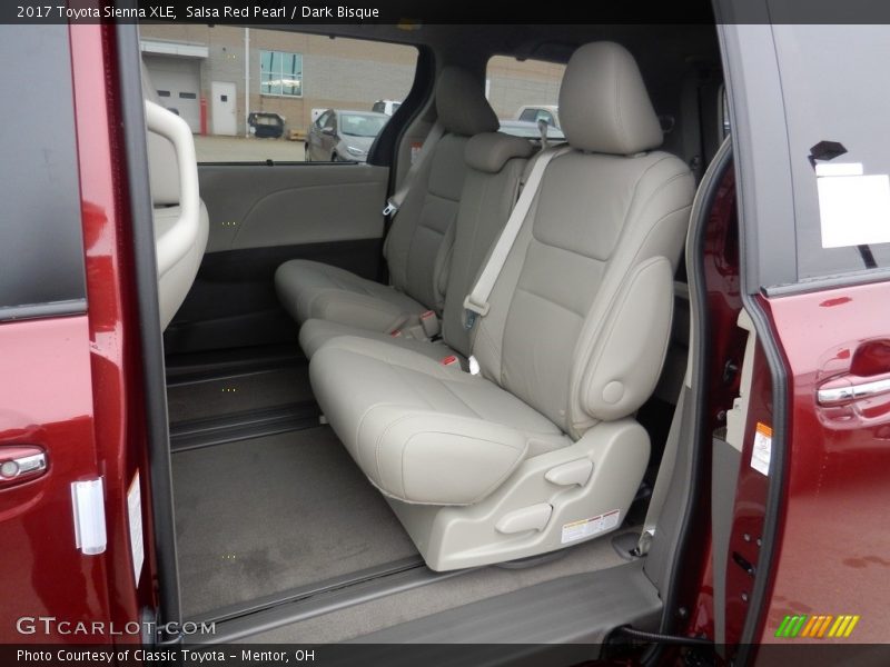 Salsa Red Pearl / Dark Bisque 2017 Toyota Sienna XLE