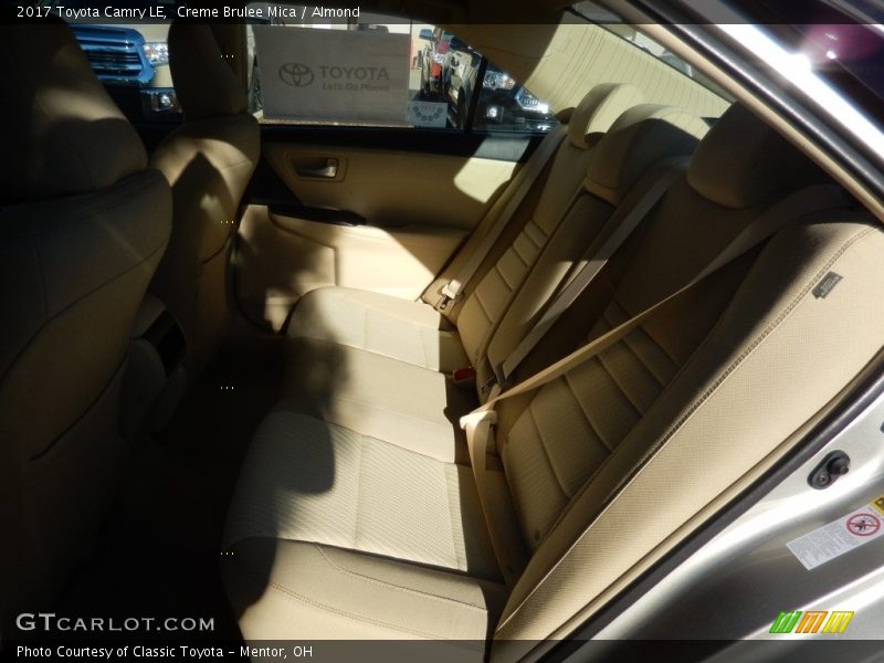 Creme Brulee Mica / Almond 2017 Toyota Camry LE