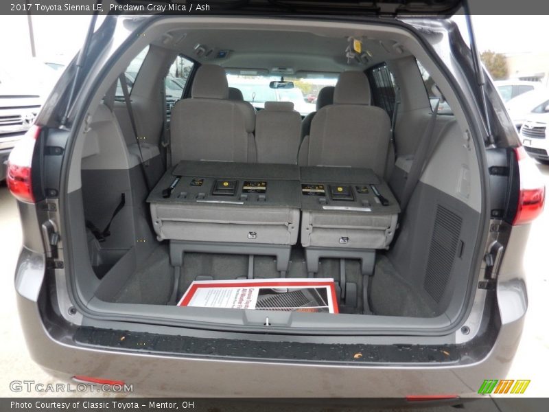 Predawn Gray Mica / Ash 2017 Toyota Sienna LE