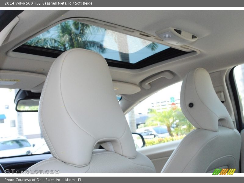 Seashell Metallic / Soft Beige 2014 Volvo S60 T5