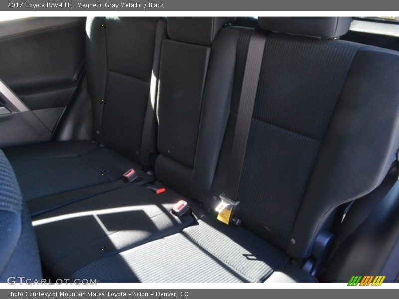 Magnetic Gray Metallic / Black 2017 Toyota RAV4 LE