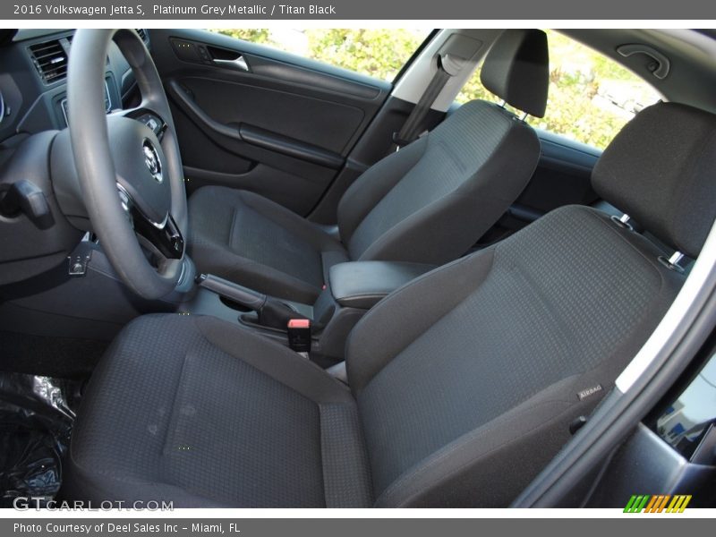 Platinum Grey Metallic / Titan Black 2016 Volkswagen Jetta S