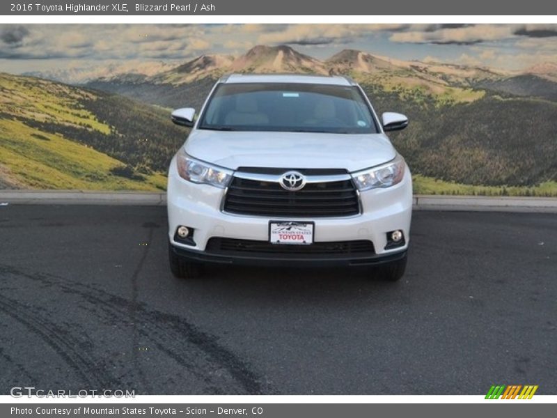 Blizzard Pearl / Ash 2016 Toyota Highlander XLE