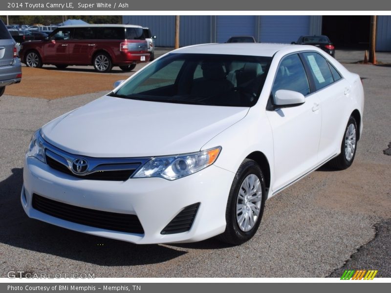 Super White / Ash 2014 Toyota Camry LE
