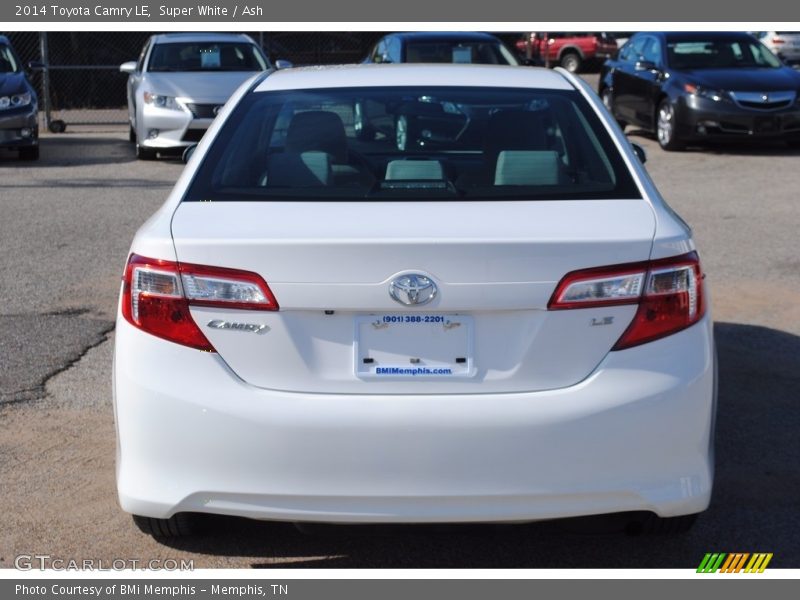 Super White / Ash 2014 Toyota Camry LE