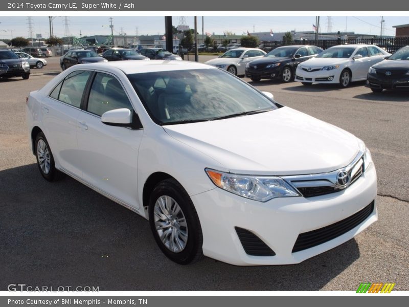 Super White / Ash 2014 Toyota Camry LE