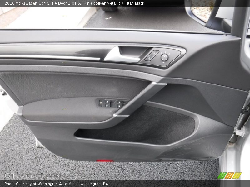 Reflex Silver Metallic / Titan Black 2016 Volkswagen Golf GTI 4 Door 2.0T S