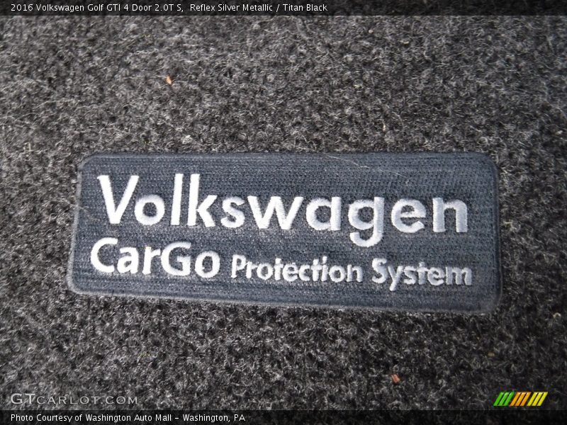 Reflex Silver Metallic / Titan Black 2016 Volkswagen Golf GTI 4 Door 2.0T S