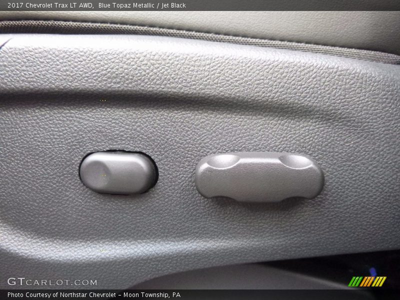 Blue Topaz Metallic / Jet Black 2017 Chevrolet Trax LT AWD