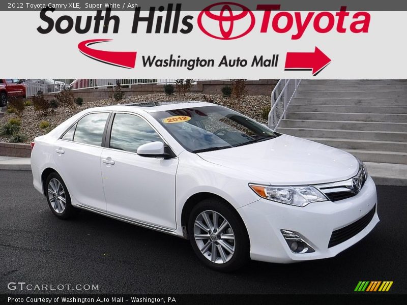 Super White / Ash 2012 Toyota Camry XLE