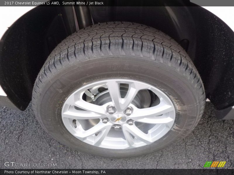 Summit White / Jet Black 2017 Chevrolet Equinox LS AWD