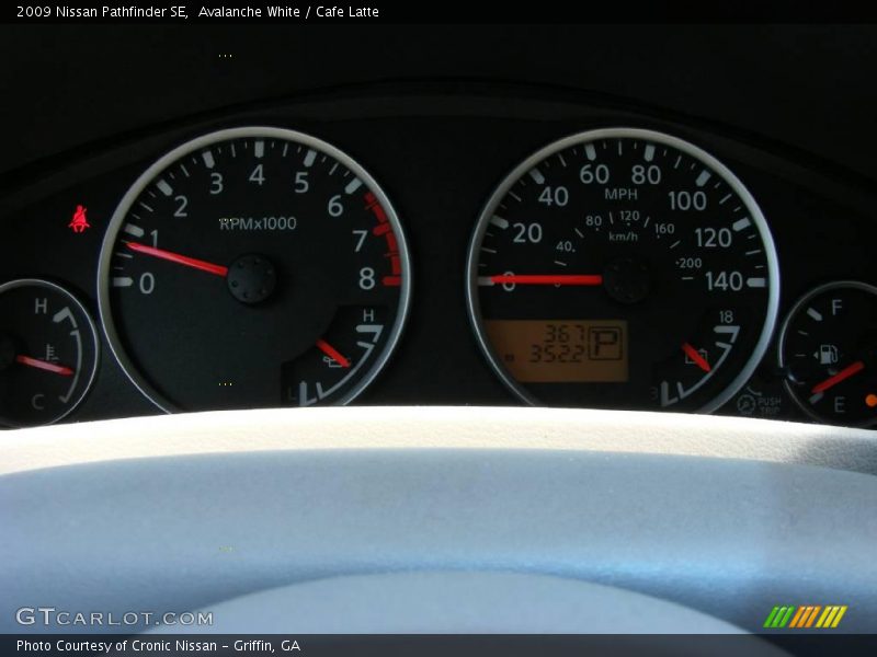 Avalanche White / Cafe Latte 2009 Nissan Pathfinder SE