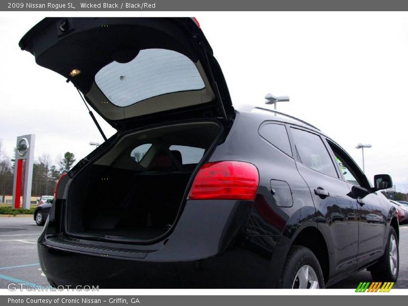 Wicked Black / Black/Red 2009 Nissan Rogue SL