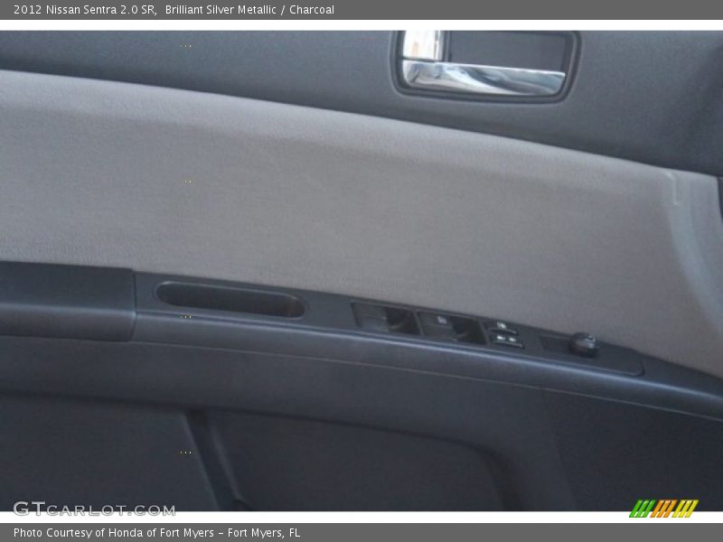 Brilliant Silver Metallic / Charcoal 2012 Nissan Sentra 2.0 SR