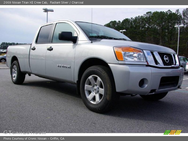 Radiant Silver / Charcoal 2009 Nissan Titan XE Crew Cab