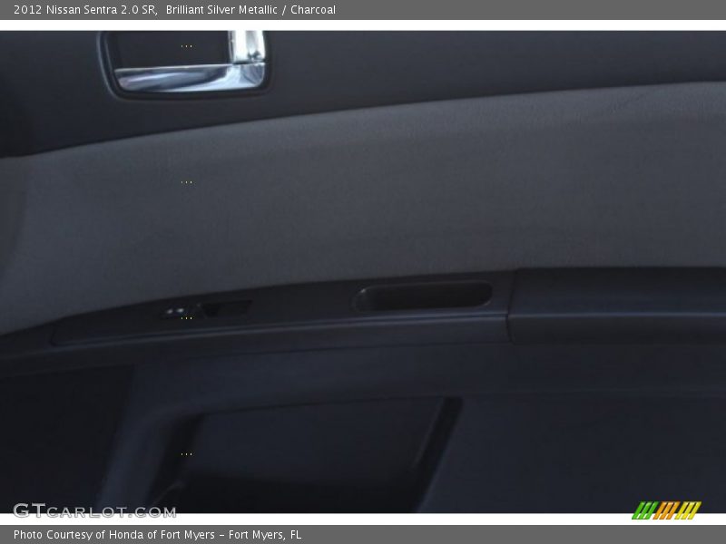 Brilliant Silver Metallic / Charcoal 2012 Nissan Sentra 2.0 SR