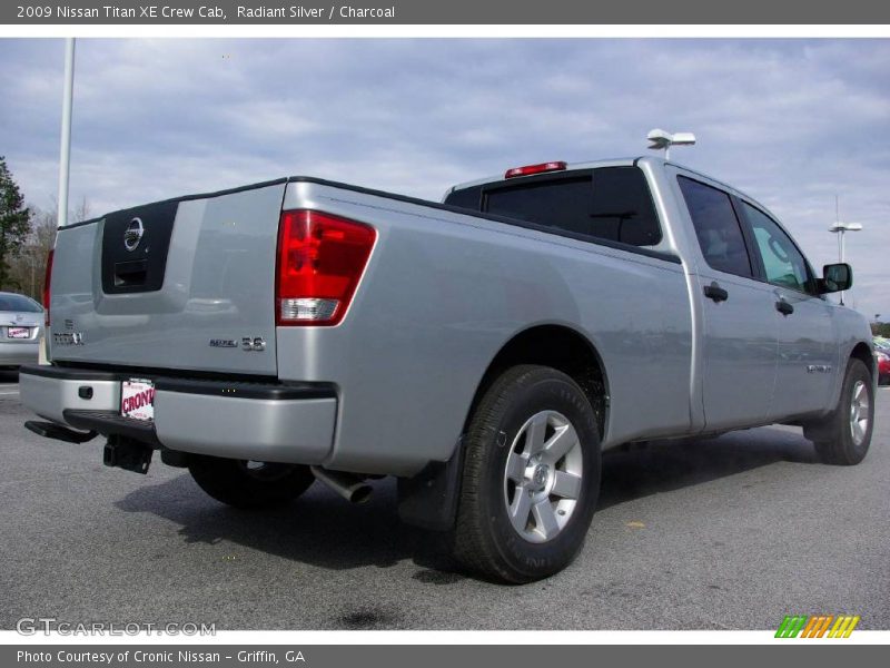 Radiant Silver / Charcoal 2009 Nissan Titan XE Crew Cab