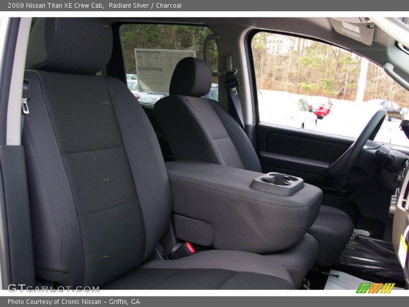 Radiant Silver / Charcoal 2009 Nissan Titan XE Crew Cab